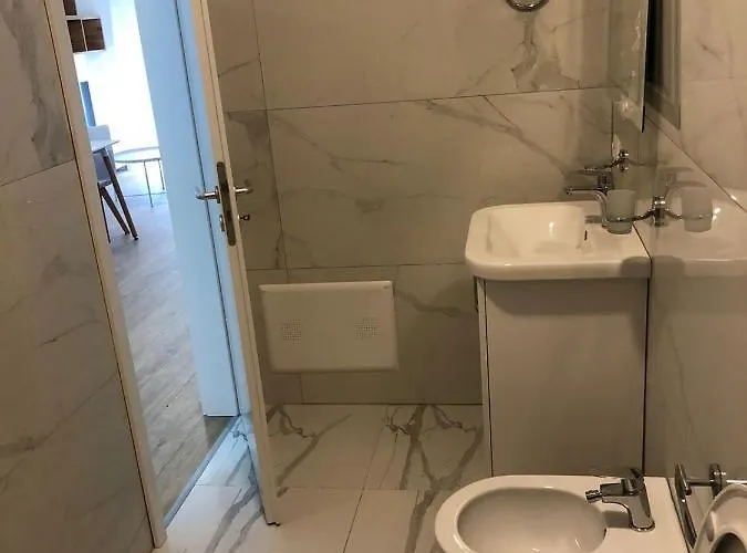 Urban Oasis Free Private Parking * Tirana