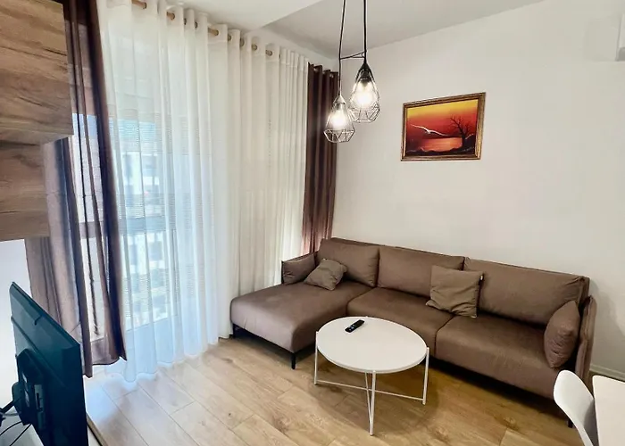 Urban Oasis Free Private Parking *